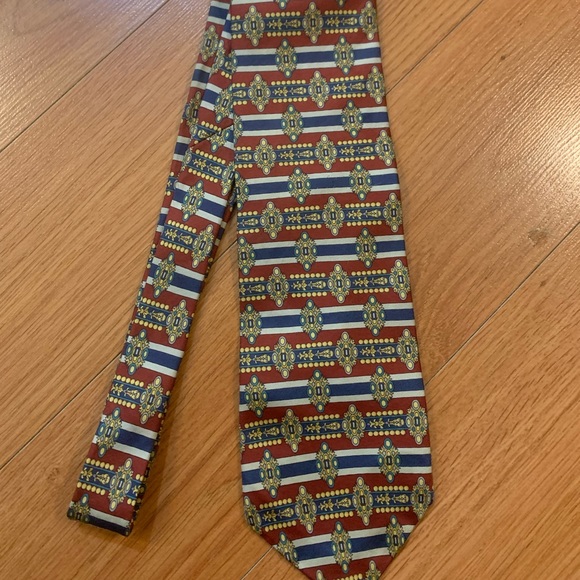 Oscar De La Renta Silk Medallion Tie - Picture 1 of 3